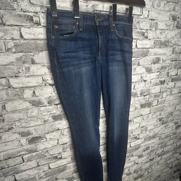 EUC Joe's Jeans " Flawless The Icon Mid Rise Skinny Jeans Size W26 - Picture 3 of 15
